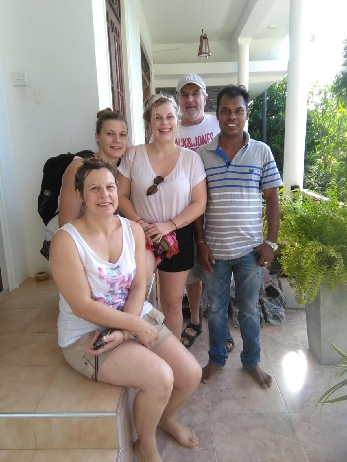 Mahaweli King'S Villa Kandy Buitenkant foto